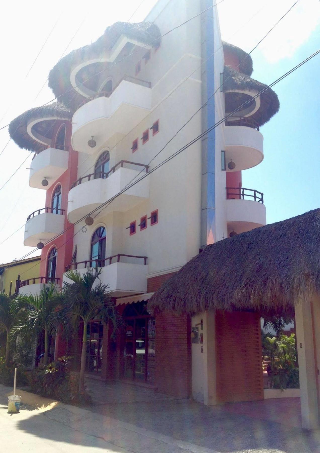 Hotel Y Suites Los Encantos Sayulita Exterior foto